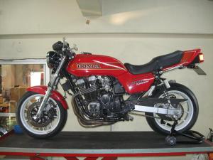 CB750(RC42)へのFCR取り付け。 – Remotion